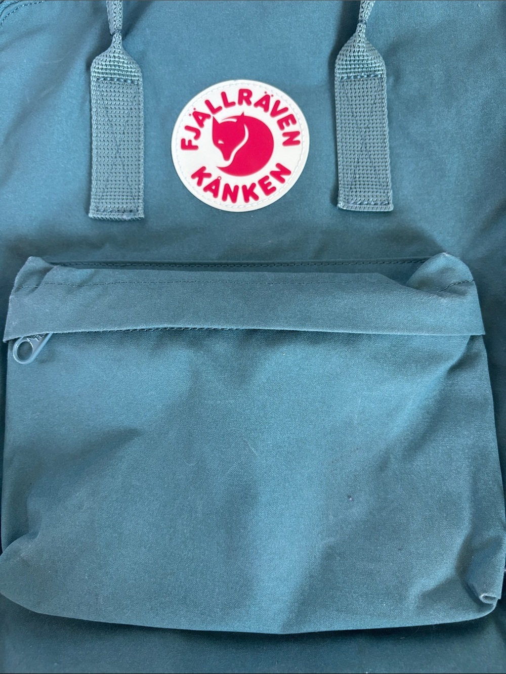 Fjallraven Kanken classic backpack in frost green clean - Picture 11 of 16